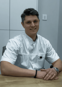 Шпаков Артур Олегович